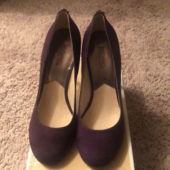 Michael Kors - Picture 1 of 5